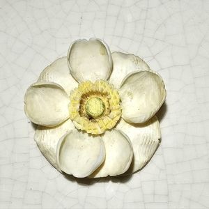 Hawaiian carved perennial white flower necklace pendant, tropical, vacation